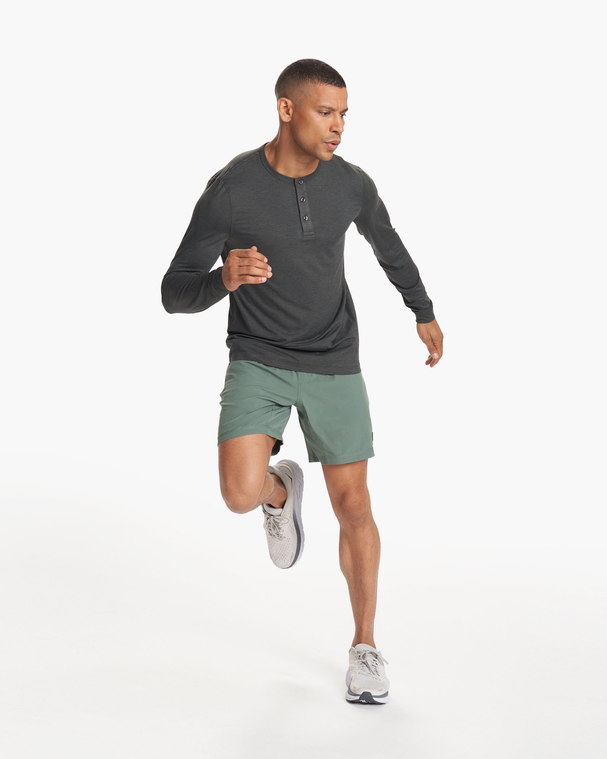 Long-Sleeve Ease Performance Henley | Charcoal Heather sold by Vuori product image thumbnail 6