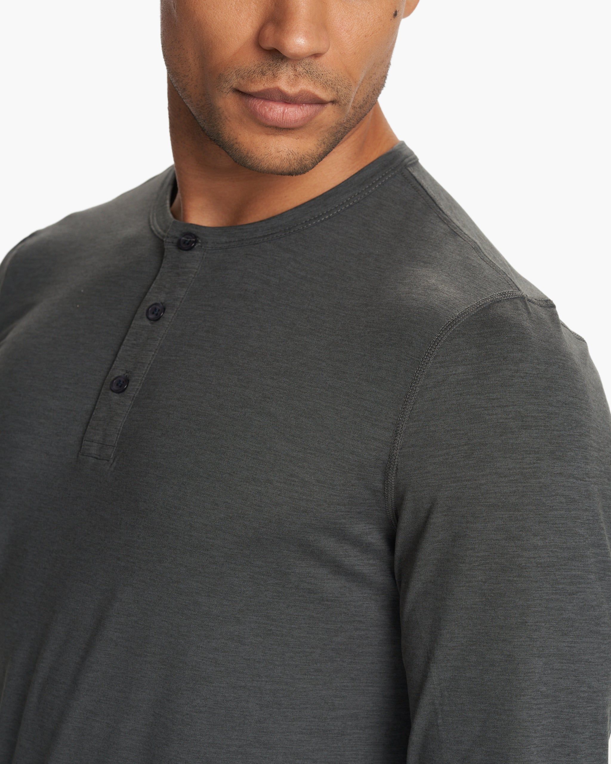 Long-Sleeve Ease Performance Henley | Charcoal Heather sold by Vuori product image thumbnail 3