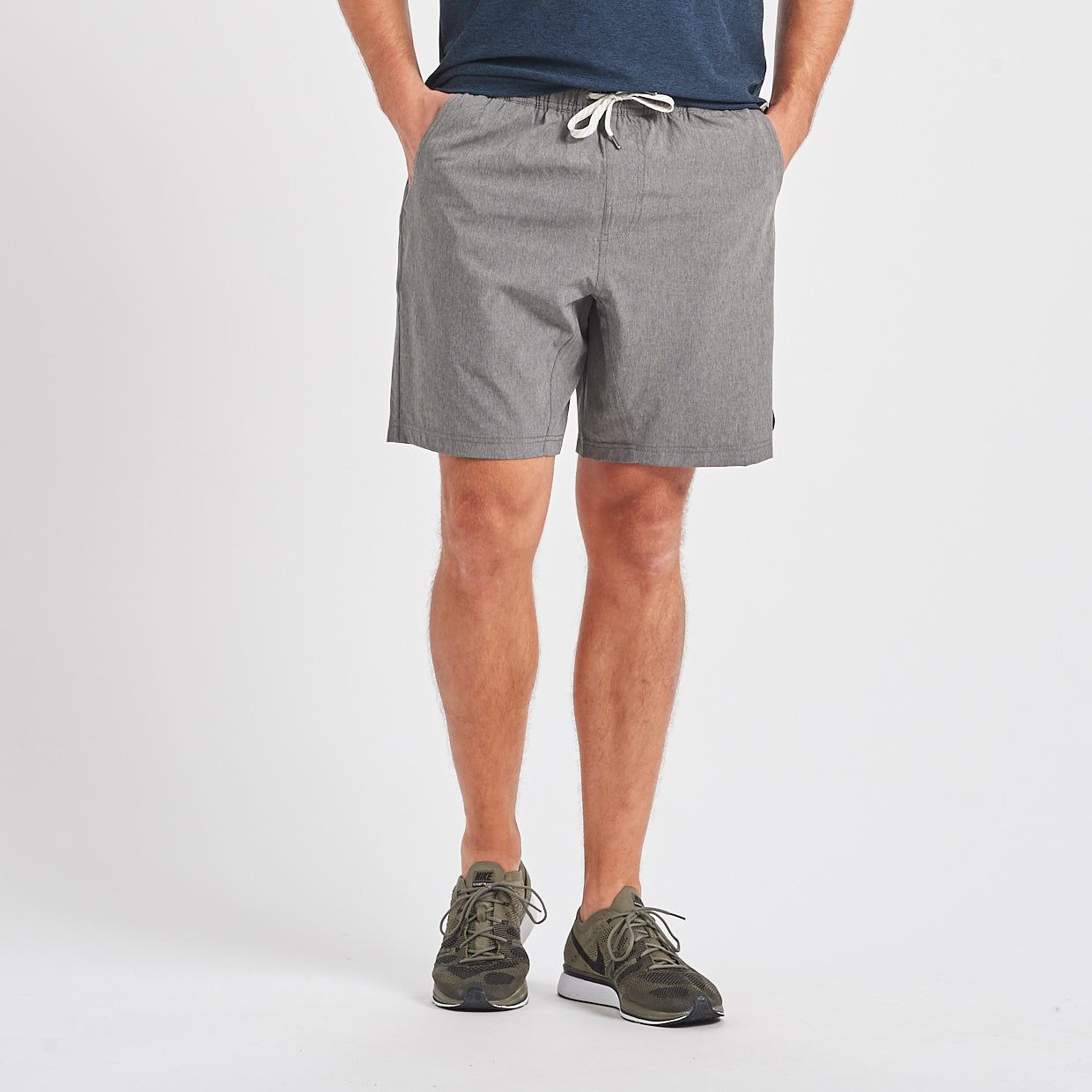 Kore Short | Grey Linen sold by Vuori product image thumbnail 2