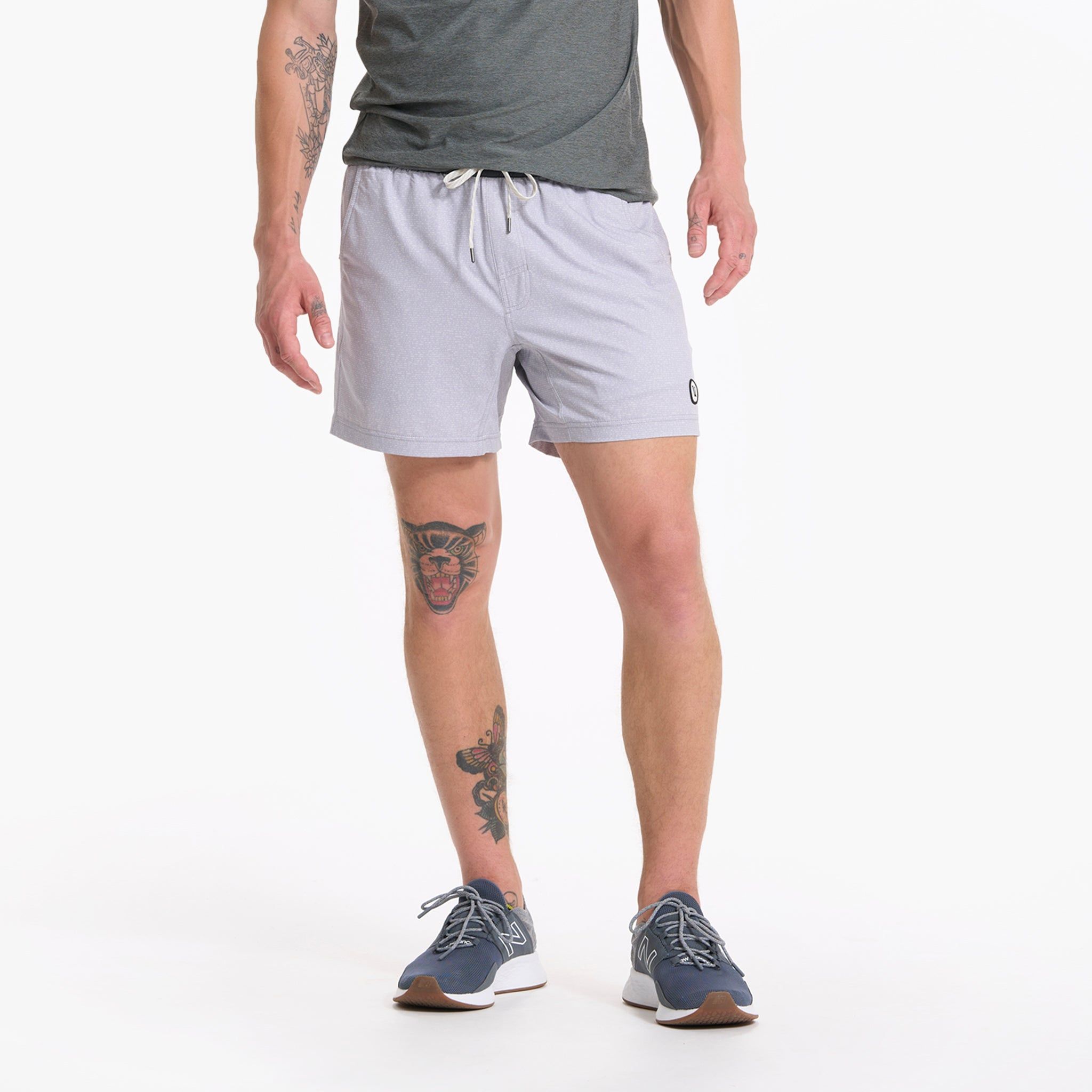 Kore Short 5" | Platinum Dashed Lines sold by Vuori product image thumbnail 2