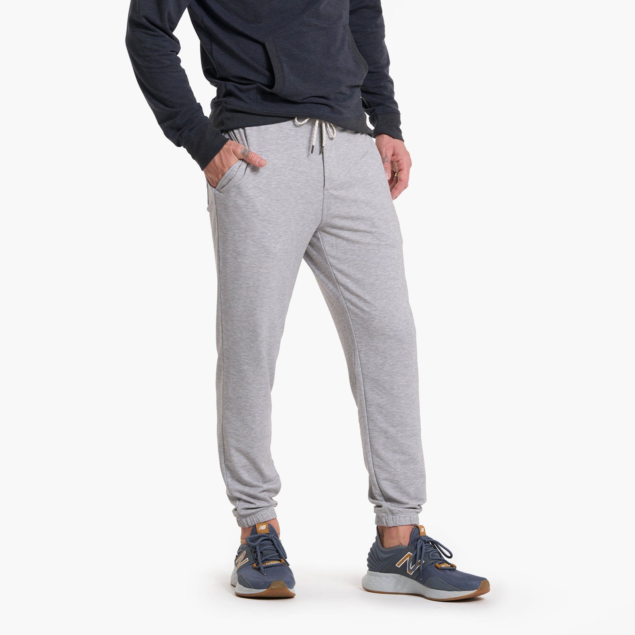 Austin Sweatpant | Light Heather Grey sold by Vuori product image thumbnail 3
