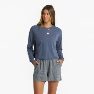 Long-Sleeve Coast Tee | Azure sold by Vuori