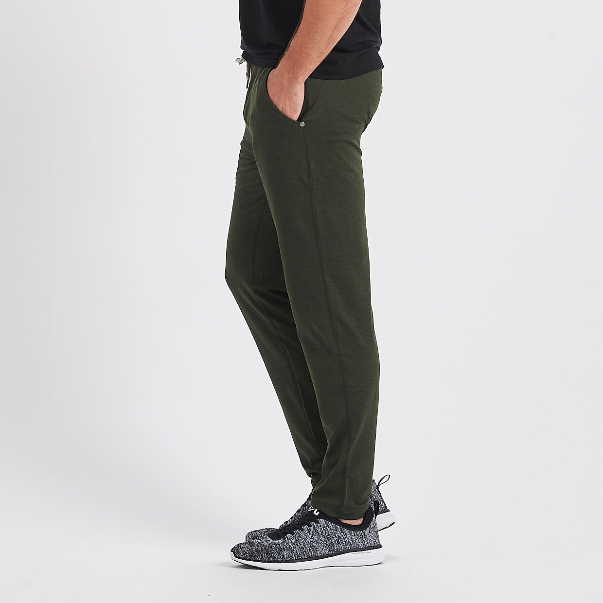 Ponto Performance Pant | Moss Heather sold by Vuori product image thumbnail 3