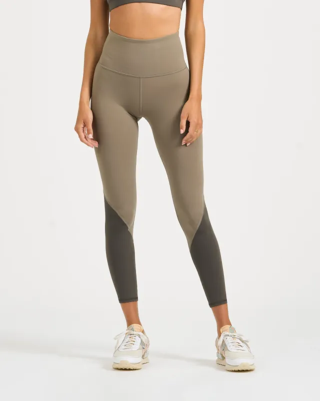 Colorblock Studio Legging | Light Oregano sold by Vuori