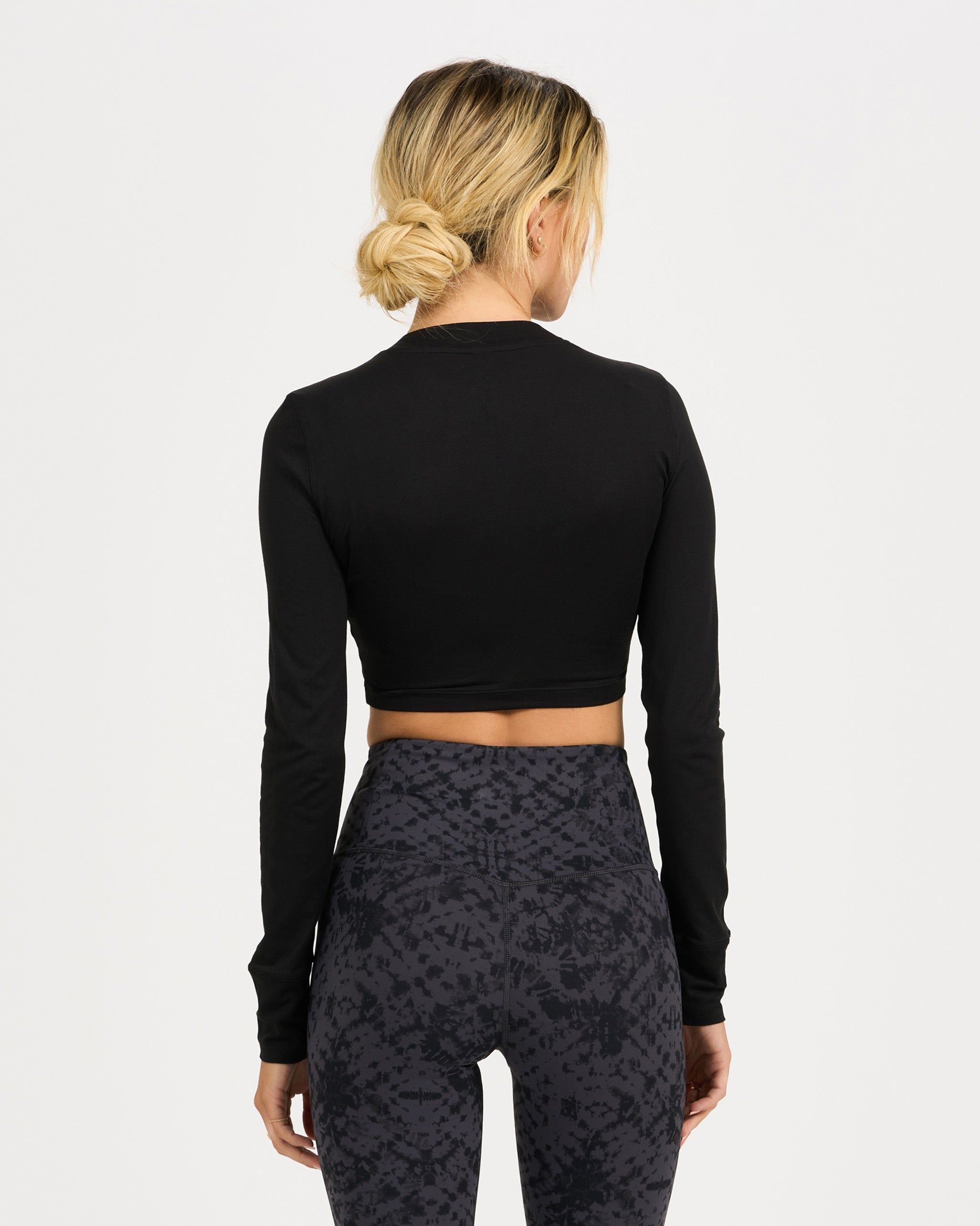 Long-Sleeve Lux Crop Tee | Black sold by Vuori product image thumbnail 2