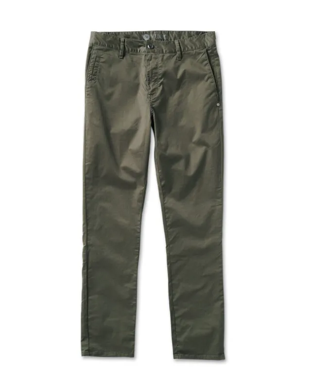 Collins Chino Pant | Dark Oregano sold by Vuori