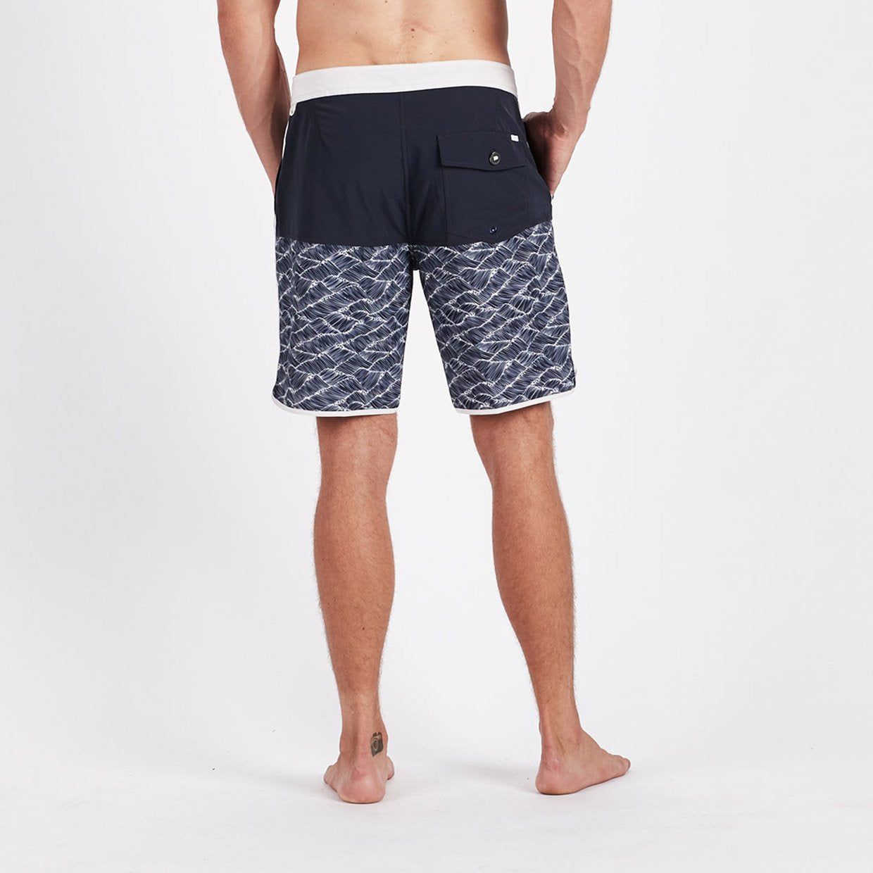 Cruise Boardshort | Navy Wave Block sold by Vuori product image thumbnail 3