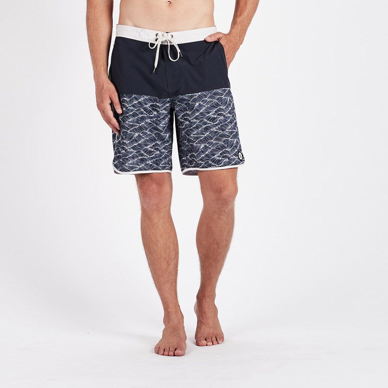 Cruise Boardshort | Navy Wave Block sold by Vuori product image thumbnail 2