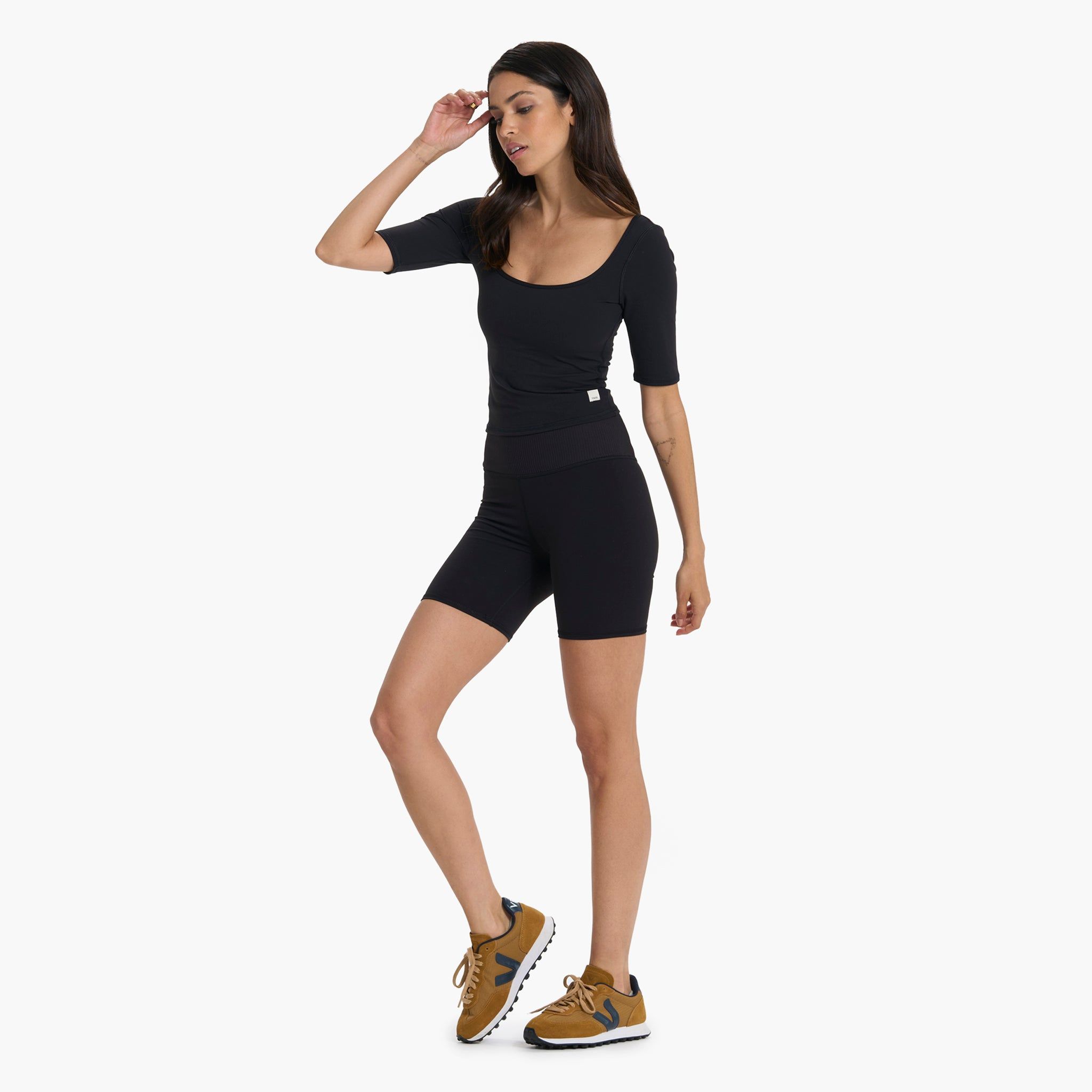 Avant Top | Black sold by Vuori product image thumbnail 8