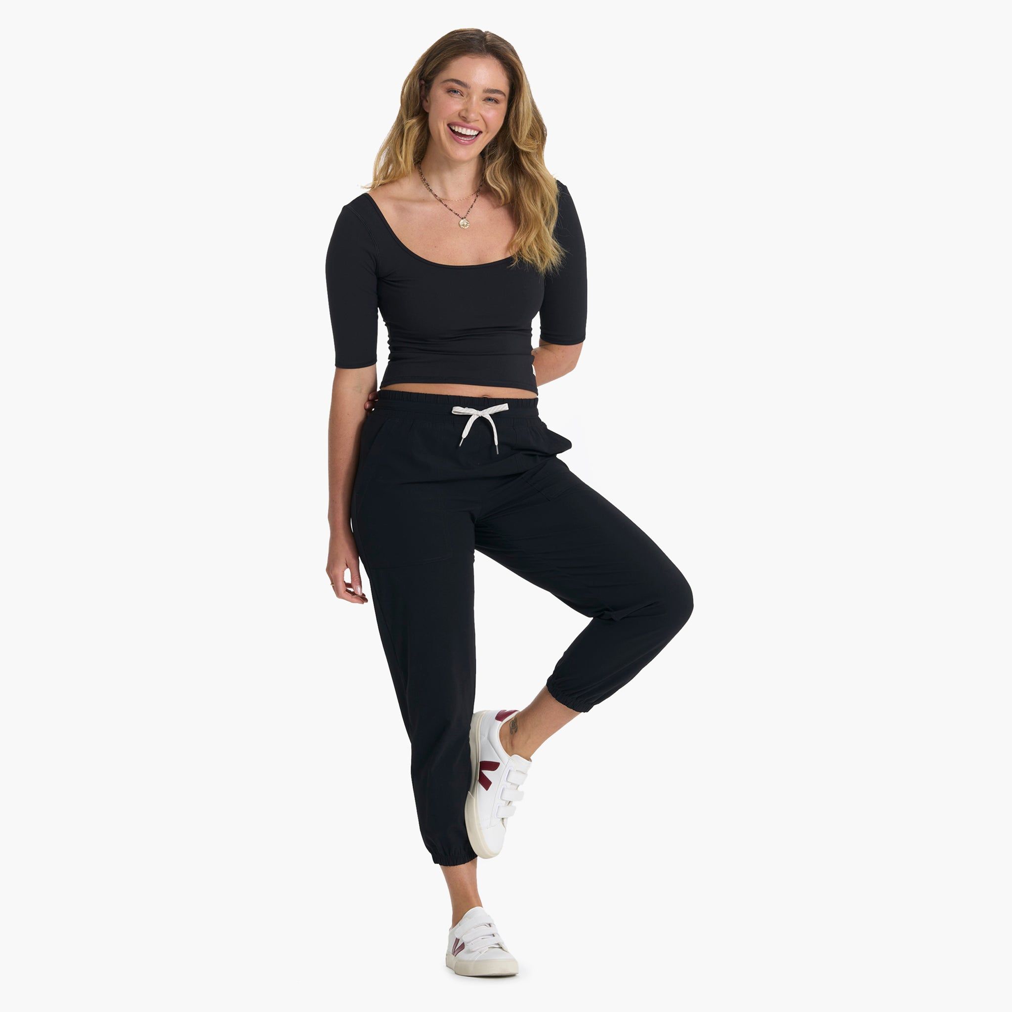 Avant Top | Black sold by Vuori product image thumbnail 4