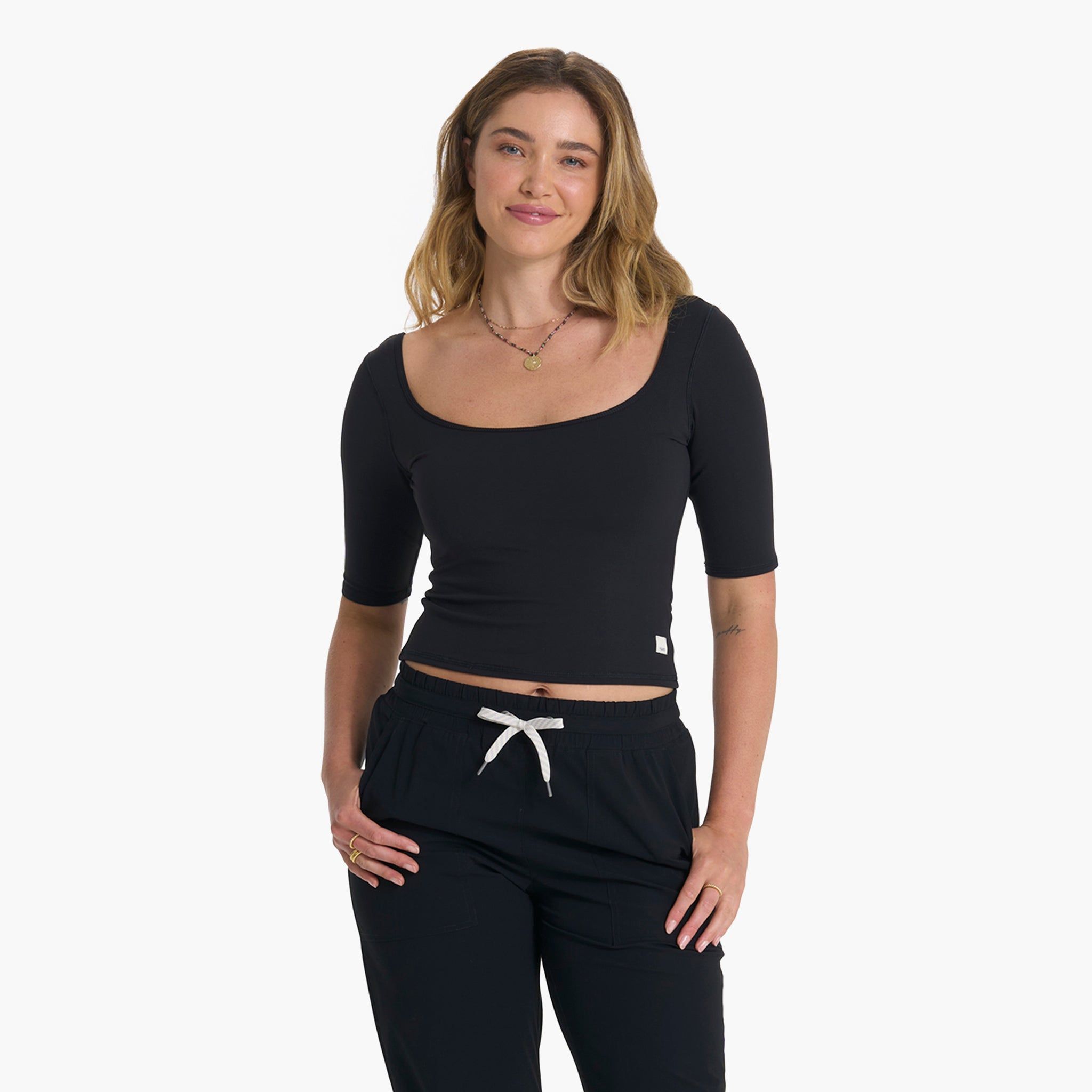 Avant Top | Black sold by Vuori