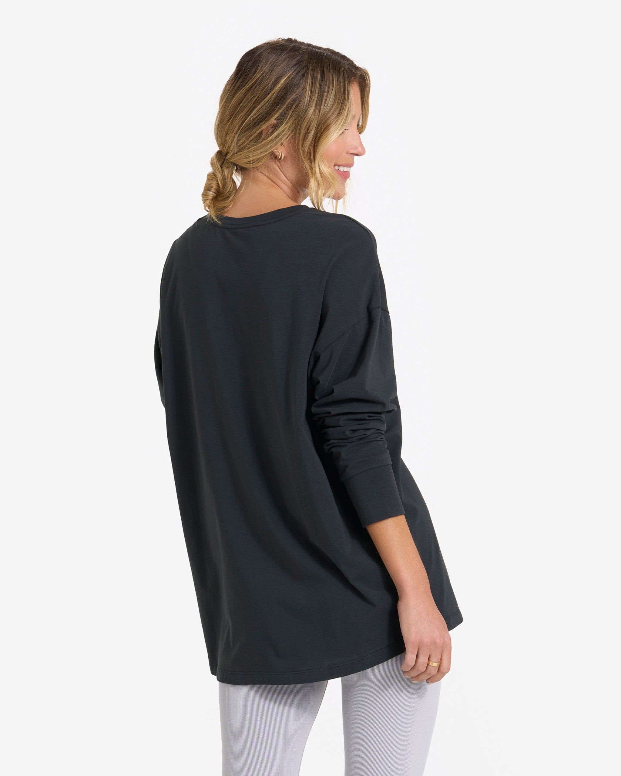 Long-Sleeve Feather Tee | Washed Black sold by Vuori product image thumbnail 3