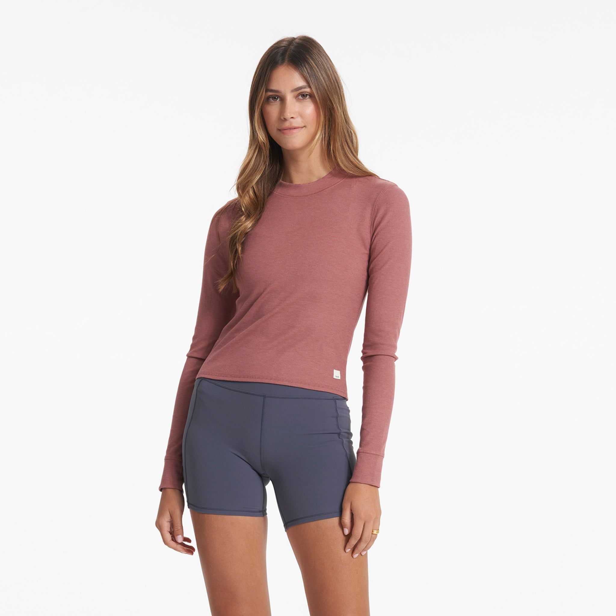 Long-Sleeve Pose Fitted Tee | Rosewood Heather sold by Vuori