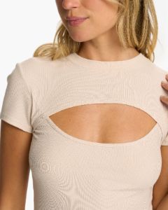 Cove Cut Out Tee | Dune sold by Vuori