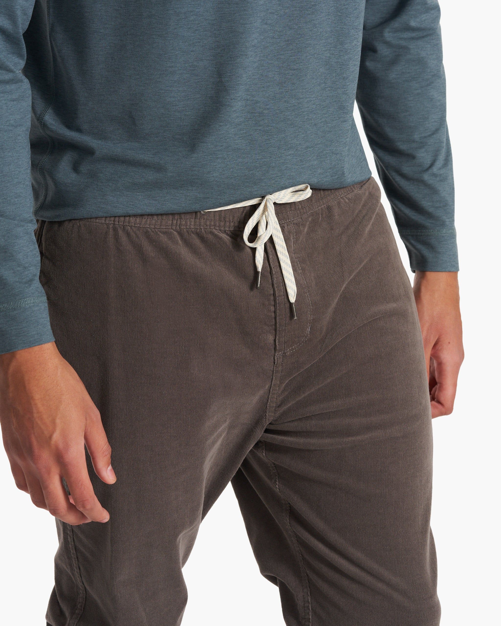 Optimist Pant | Cocoa sold by Vuori product image thumbnail 3