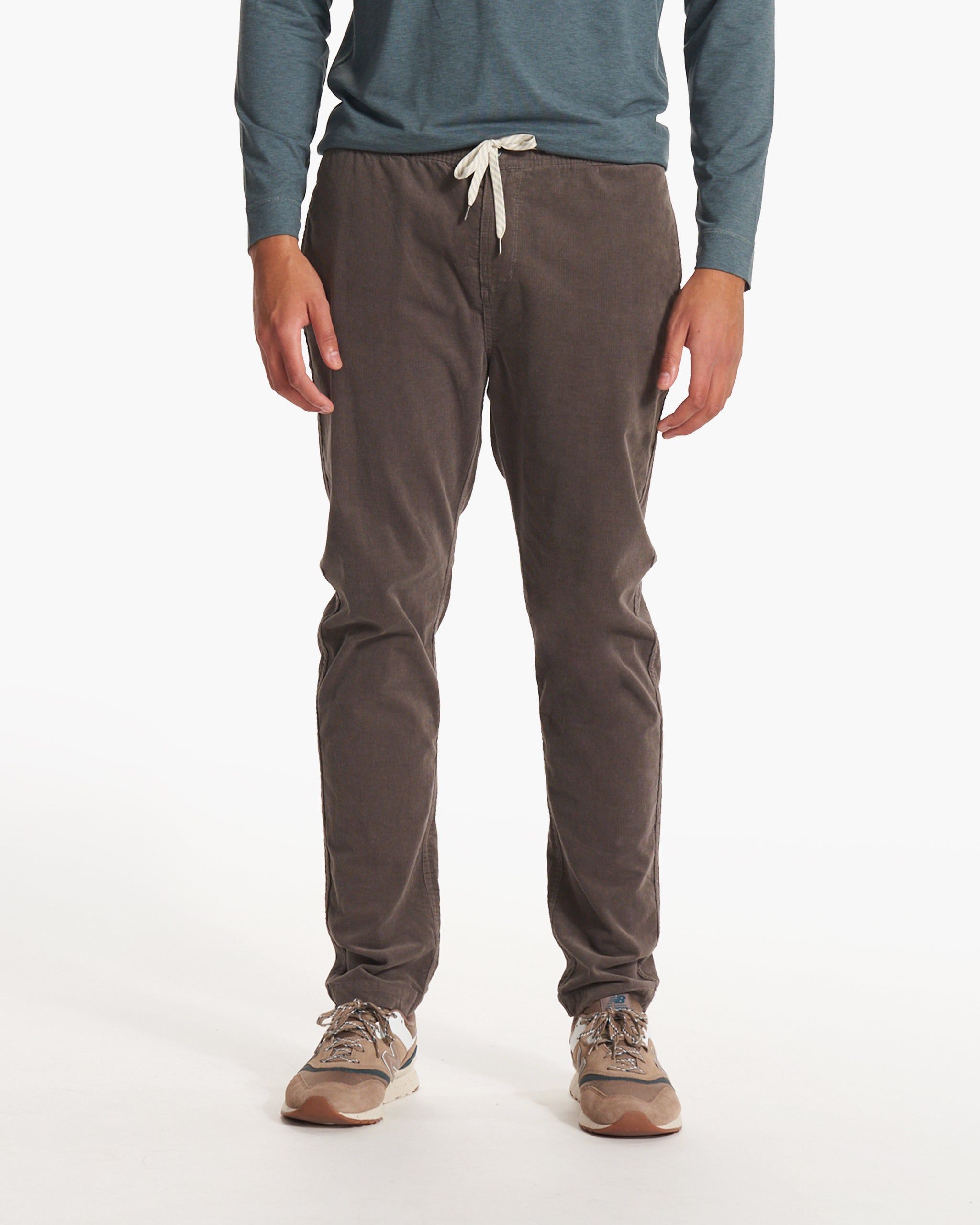 Optimist Pant | Cocoa sold by Vuori product image thumbnail 2