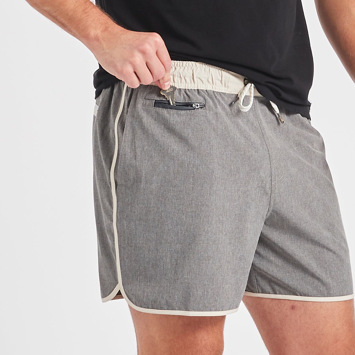 Banks Short 5" | Grey Linen Texture sold by Vuori product image thumbnail 5