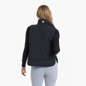 Canyon Insulated Vest | Black sold by Vuori