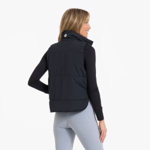 Canyon Insulated Vest | Black sold by Vuori