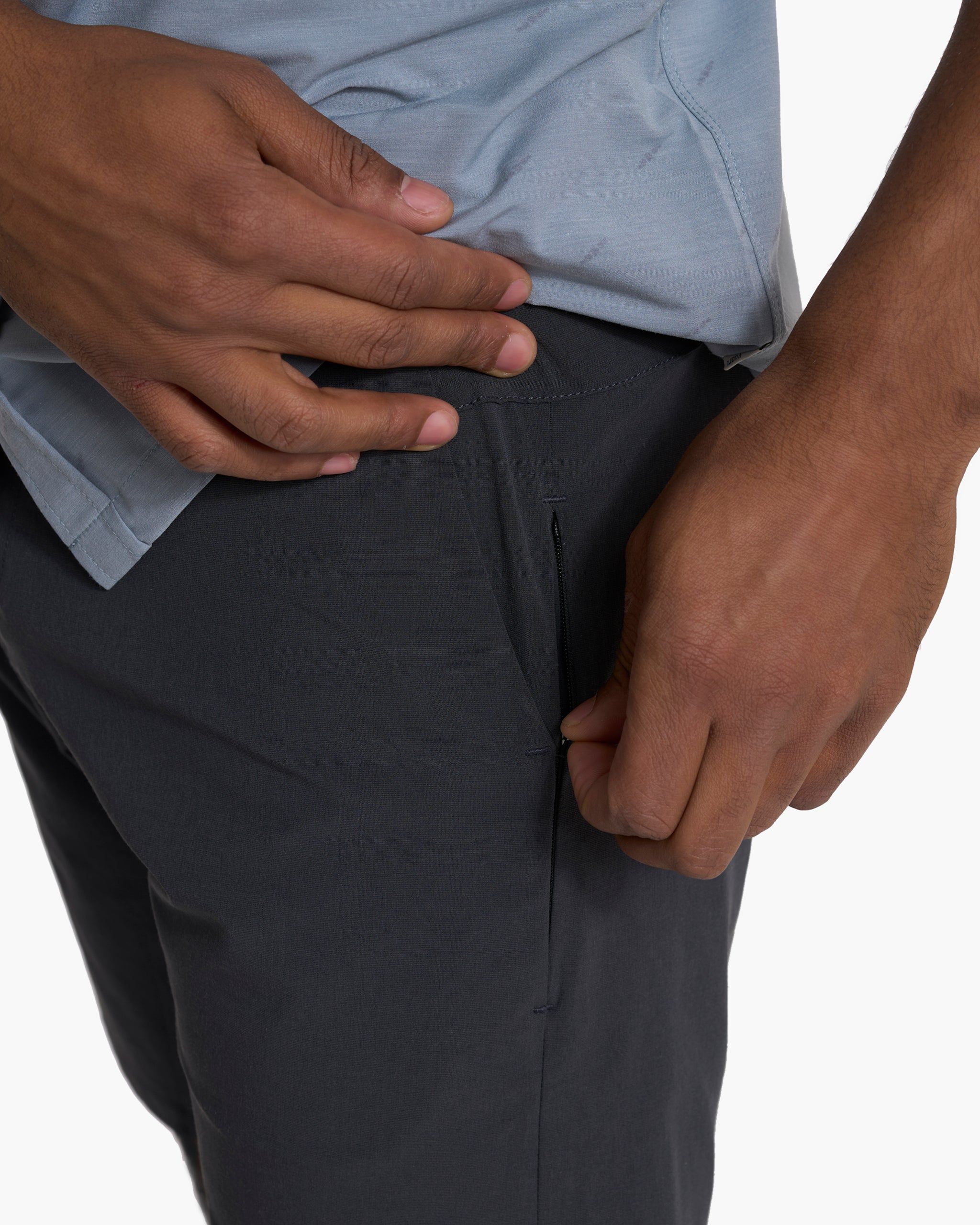 Aim Short | Charcoal sold by Vuori product image thumbnail 3