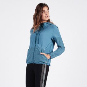 Stonesteps Windbreaker | Tide sold by Vuori