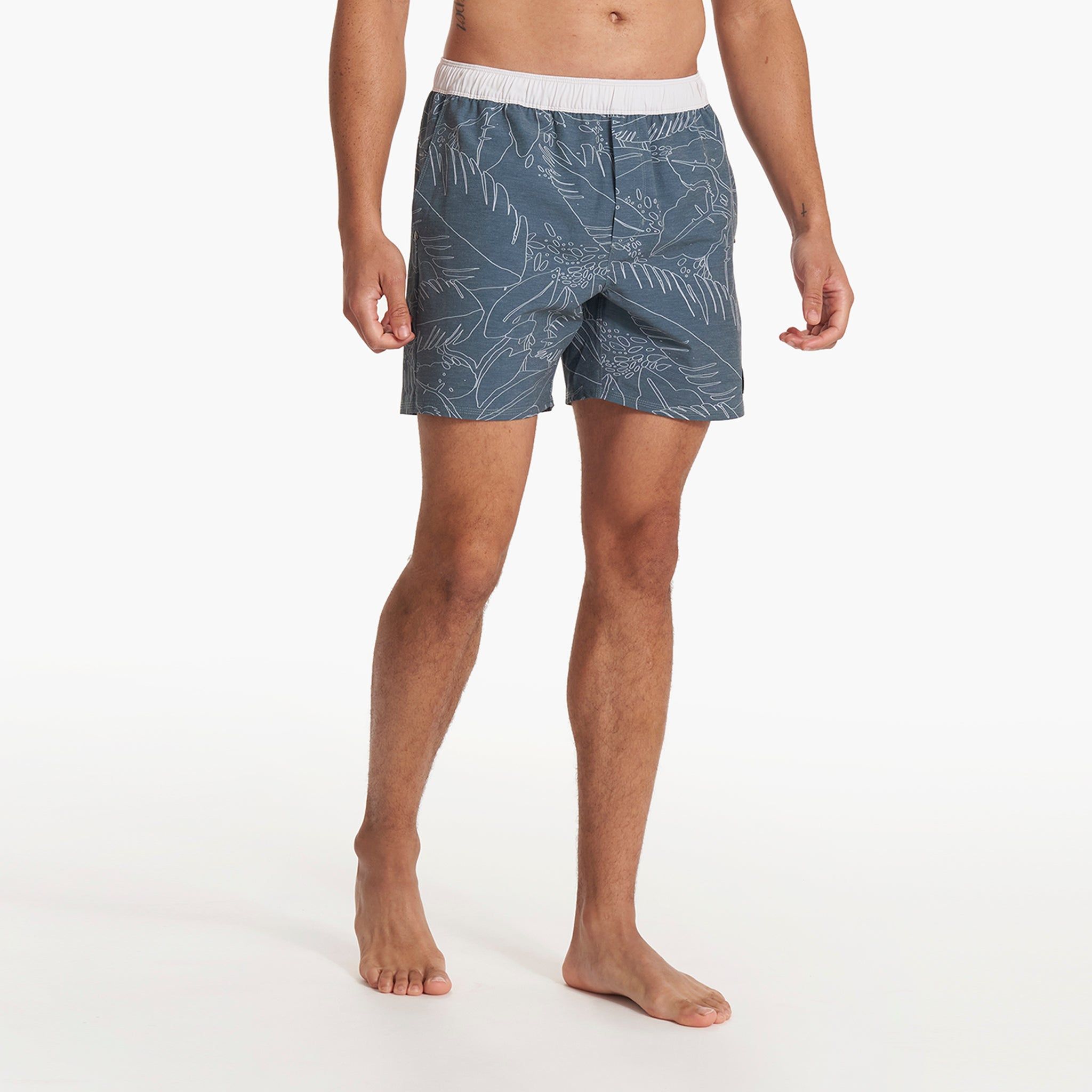 Cape Short | Lake Jungle sold by Vuori product image thumbnail 2