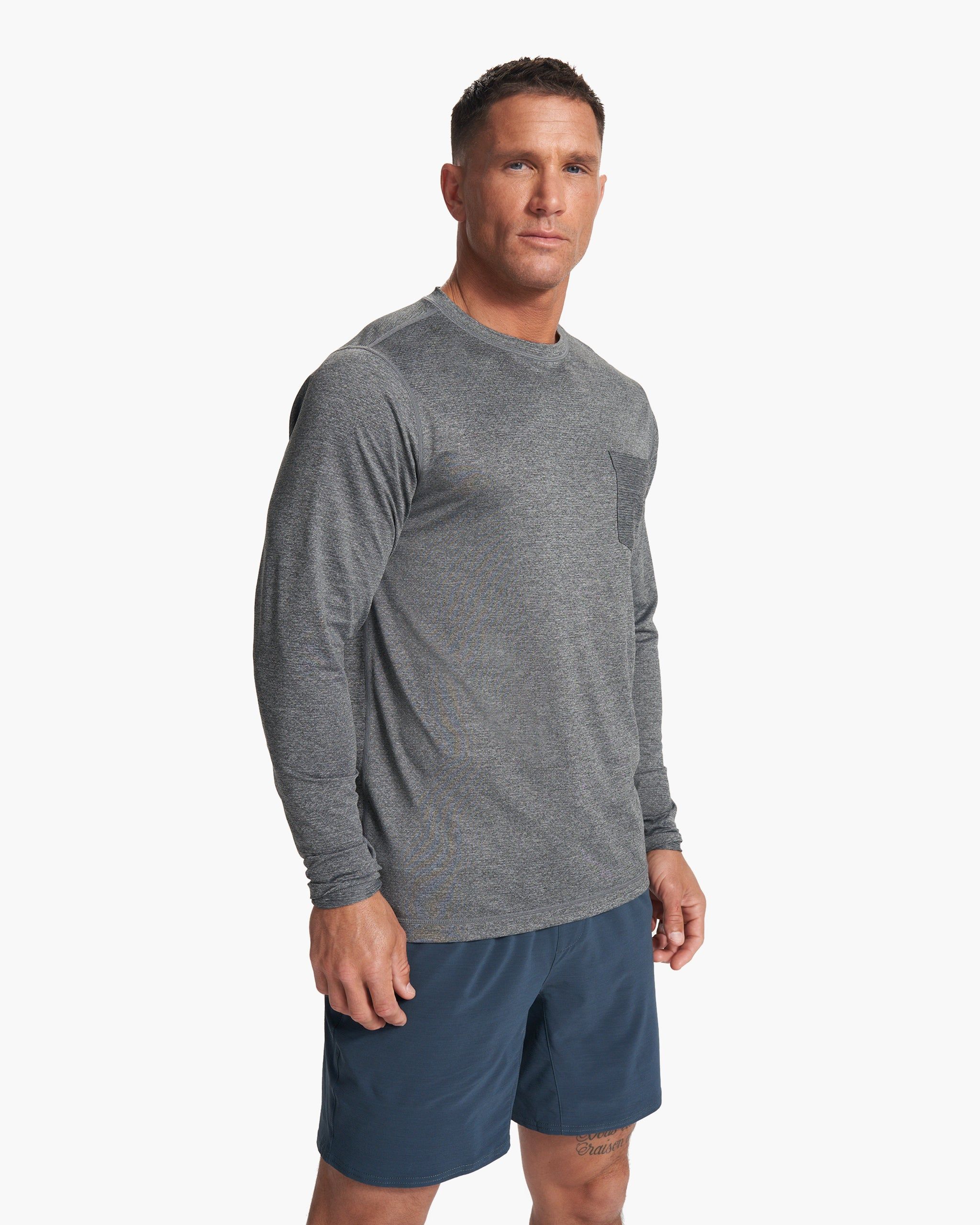 Long-Sleeve Tradewind Performance Tee | Heather Grey sold by Vuori product image thumbnail 2