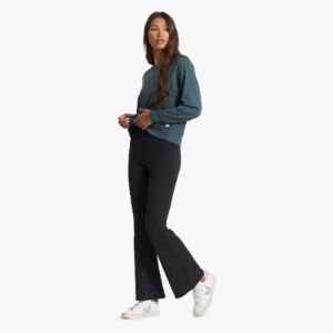 Long-Sleeve Halo Crew | Stone Heather sold by Vuori