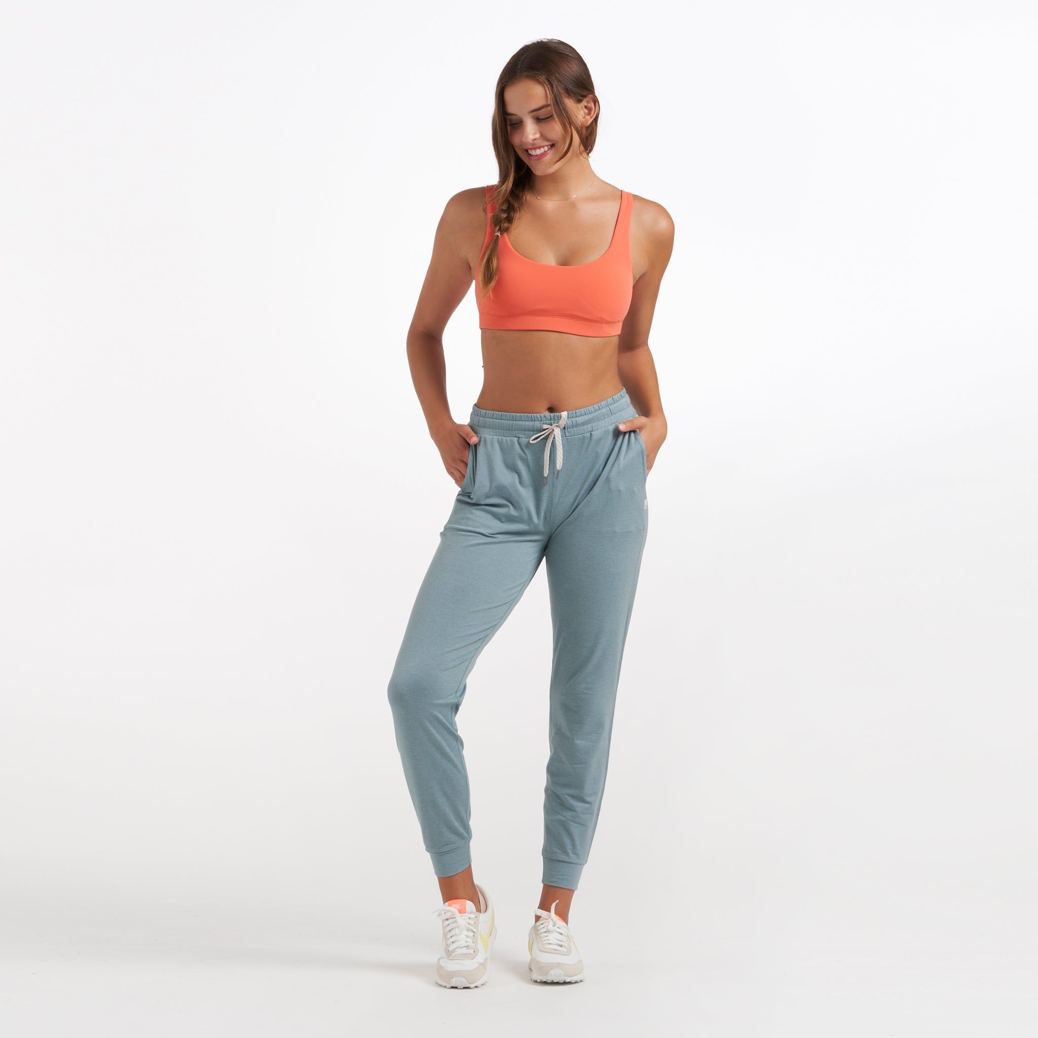 Performance Jogger - Long | Shade Heather sold by Vuori product image thumbnail 3