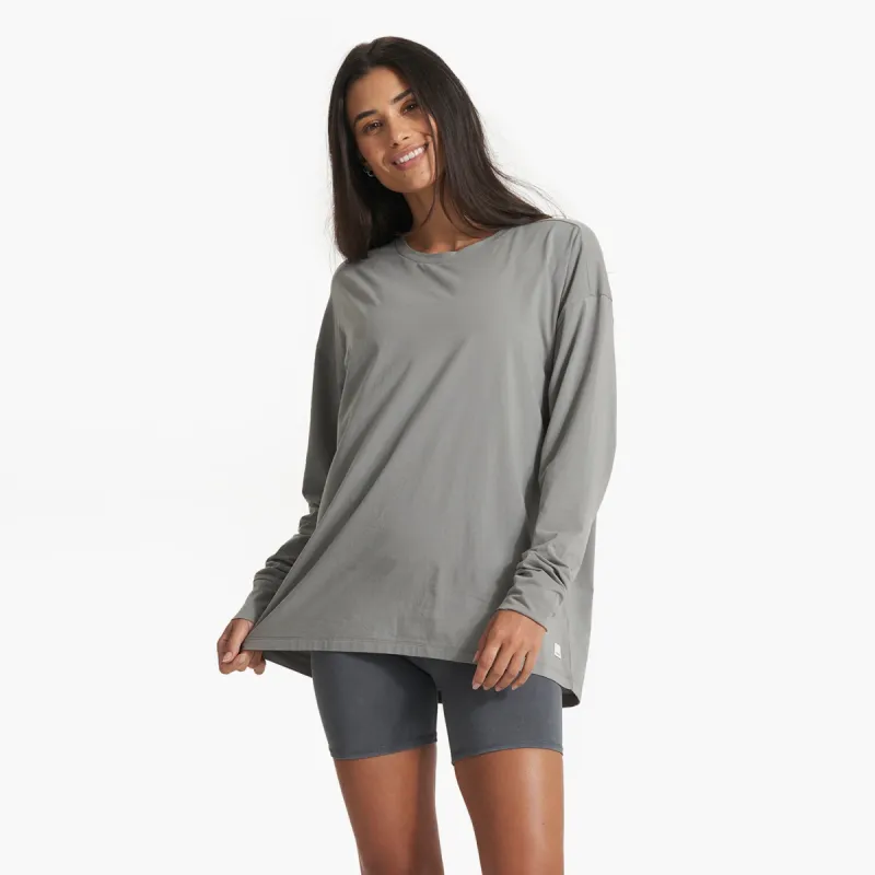 Long Sleeve Feather Tee | Stormy sold by Vuori