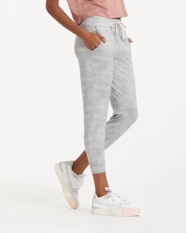 Performance Jogger - Long | Pale Heather Camo sold by Vuori