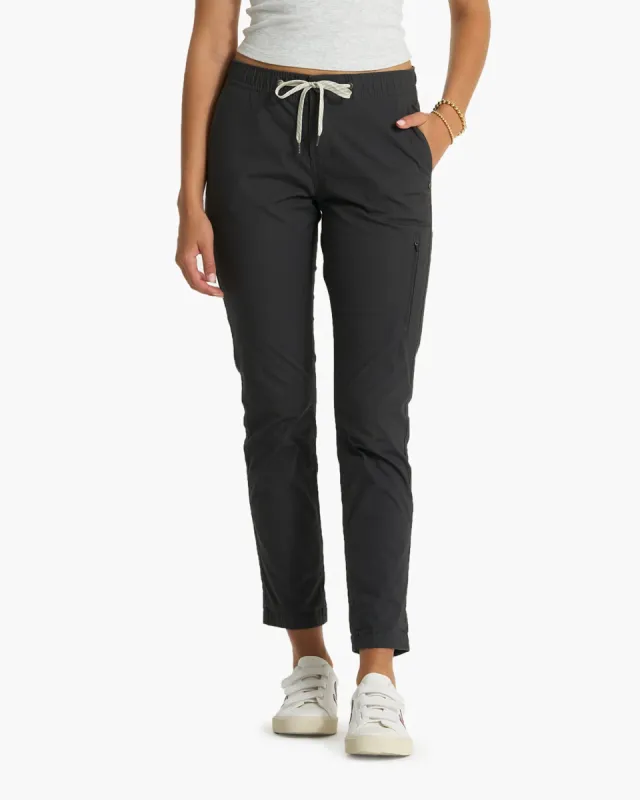 Womens Ripstop Pant | Charcoal sold by Vuori
