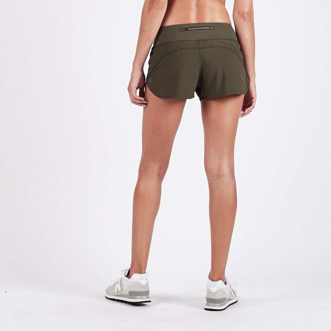 Omni Performance Short | Moss sold by Vuori product image thumbnail 3