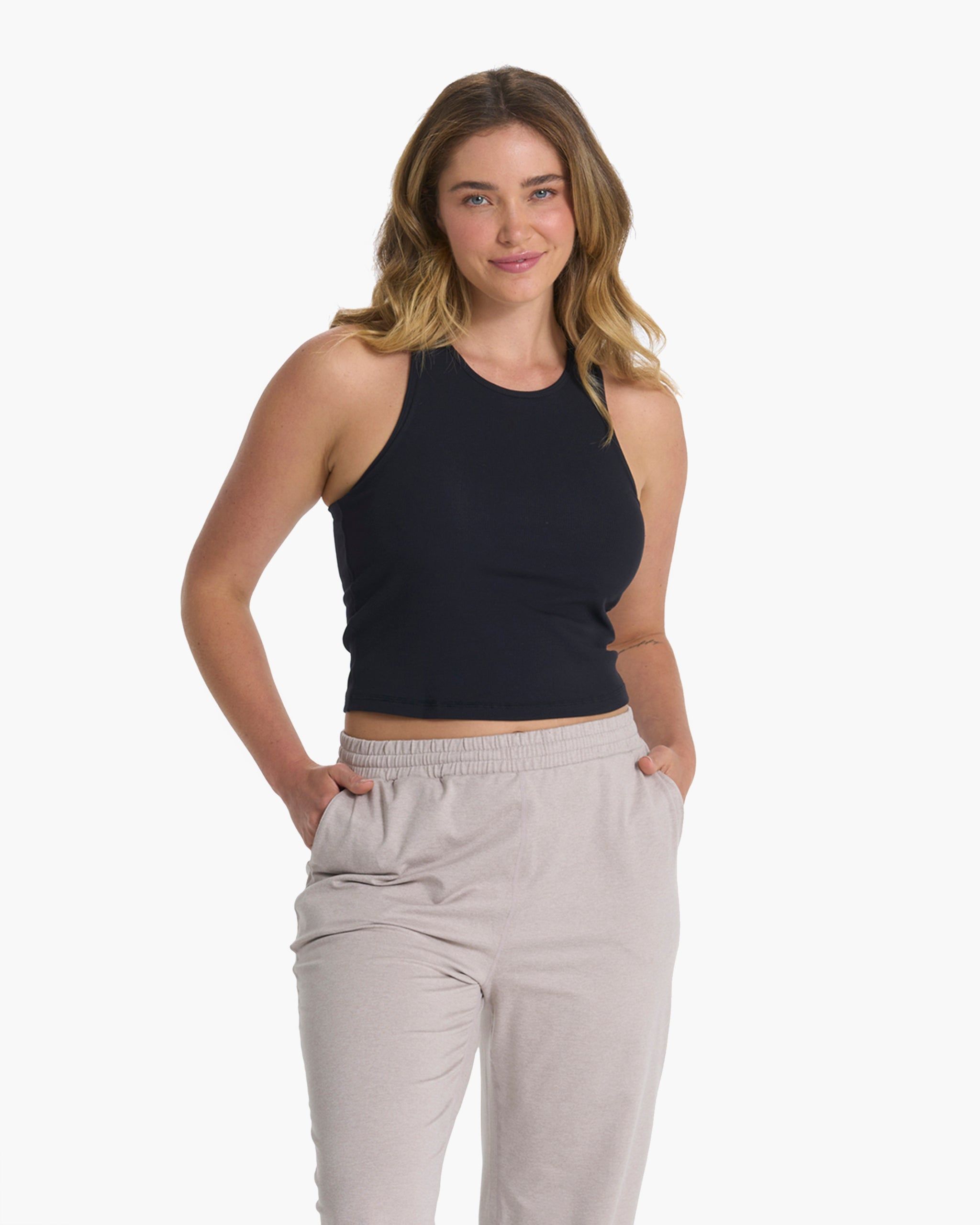 Elevation Plyo Tank | Black Heather sold by Vuori product image thumbnail 2