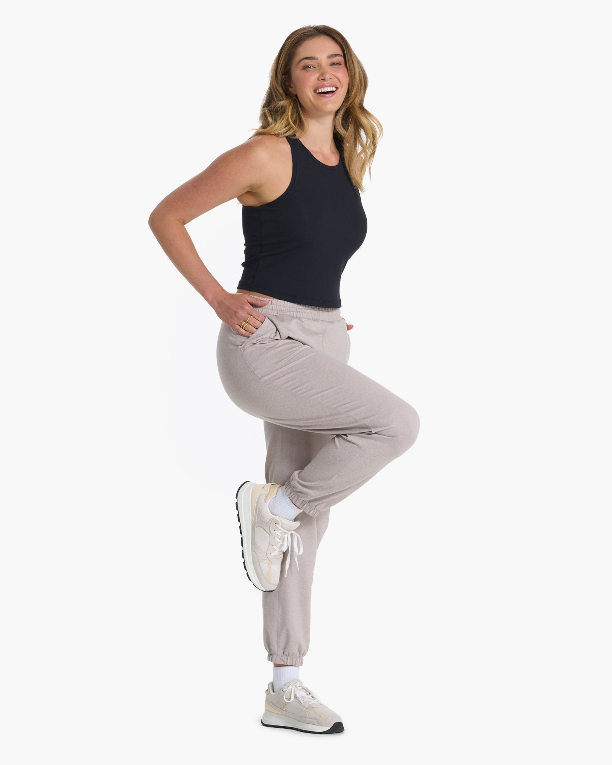 Elevation Plyo Tank | Black Heather sold by Vuori product image thumbnail 5