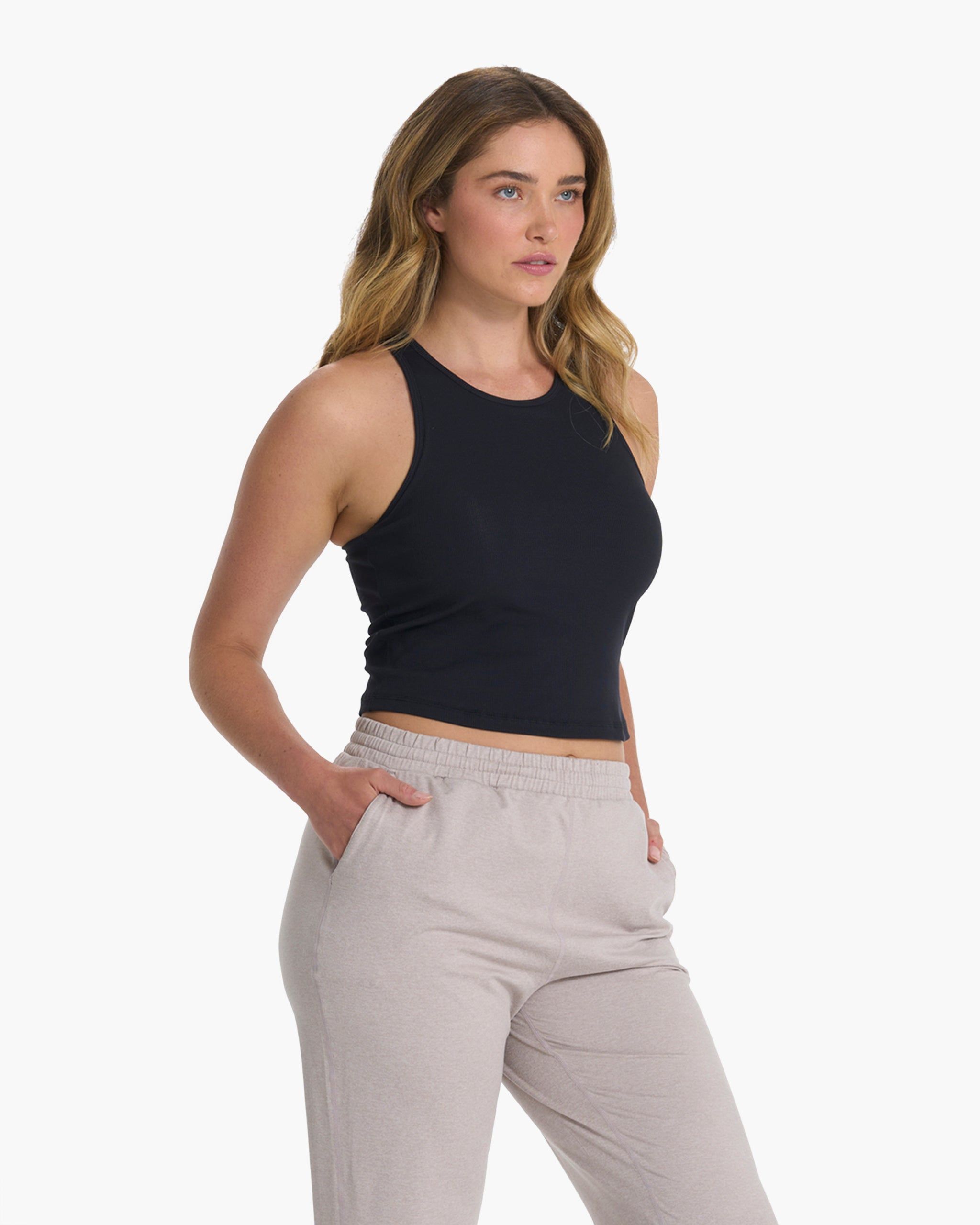 Elevation Plyo Tank | Black Heather sold by Vuori product image thumbnail 3