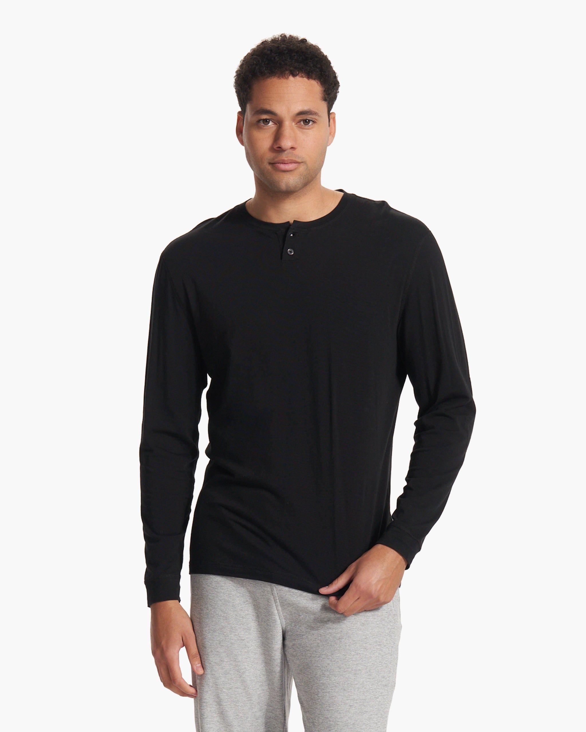 Long-Sleeve Ever Henley | Black sold by Vuori product image thumbnail 2