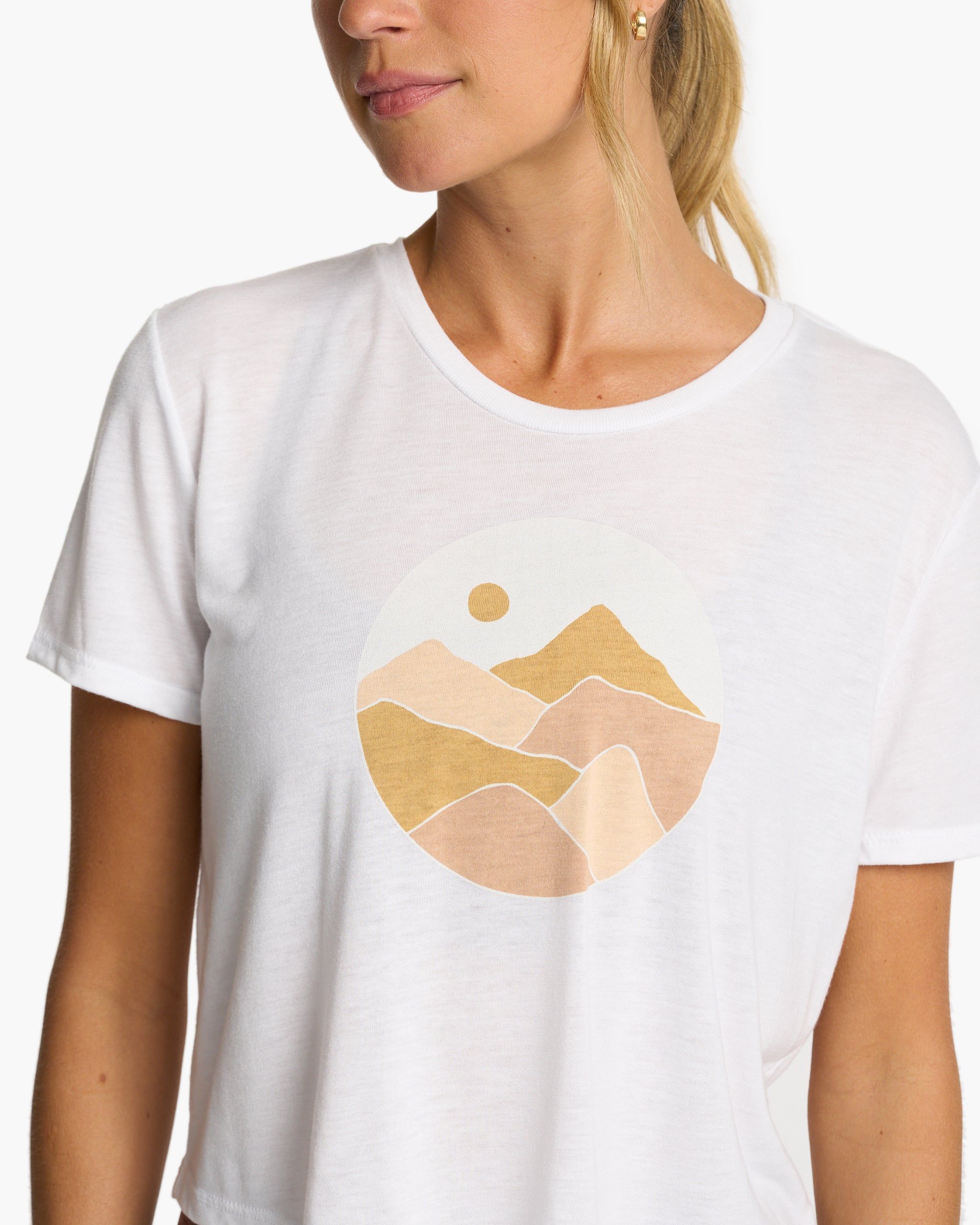 Women's Landscapes Tee | White sold by Vuori product image thumbnail 3
