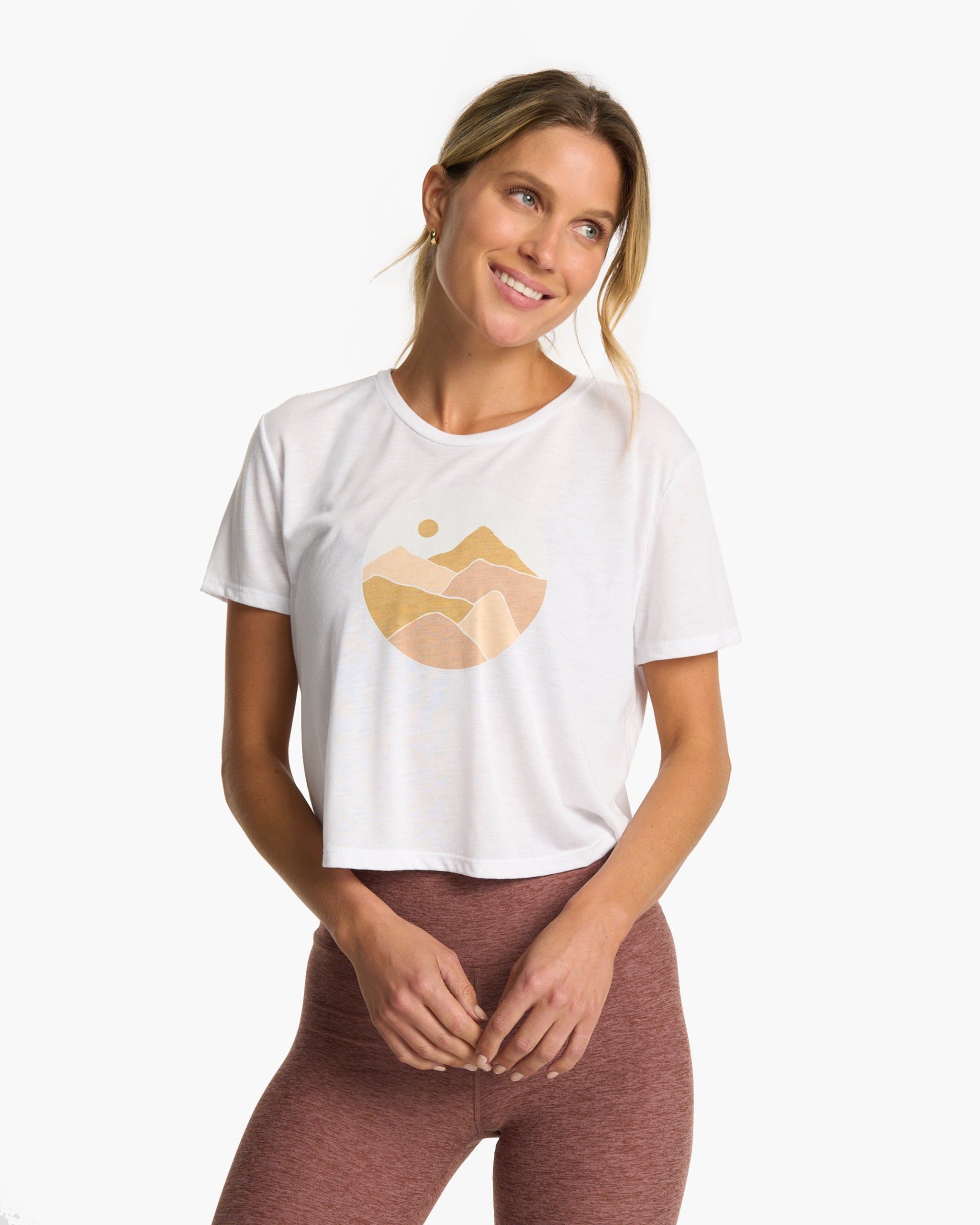 Women's Landscapes Tee | White sold by Vuori product image thumbnail 5