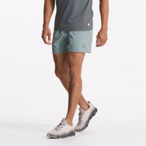 Kore Short 5" | Stormy sold by Vuori