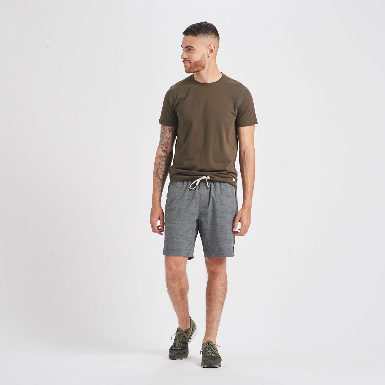 Tuvalu Tee | Evergreen sold by Vuori product image thumbnail 4