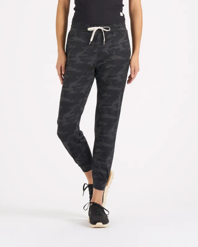 Performance Jogger - Long | Black Camo sold by Vuori
