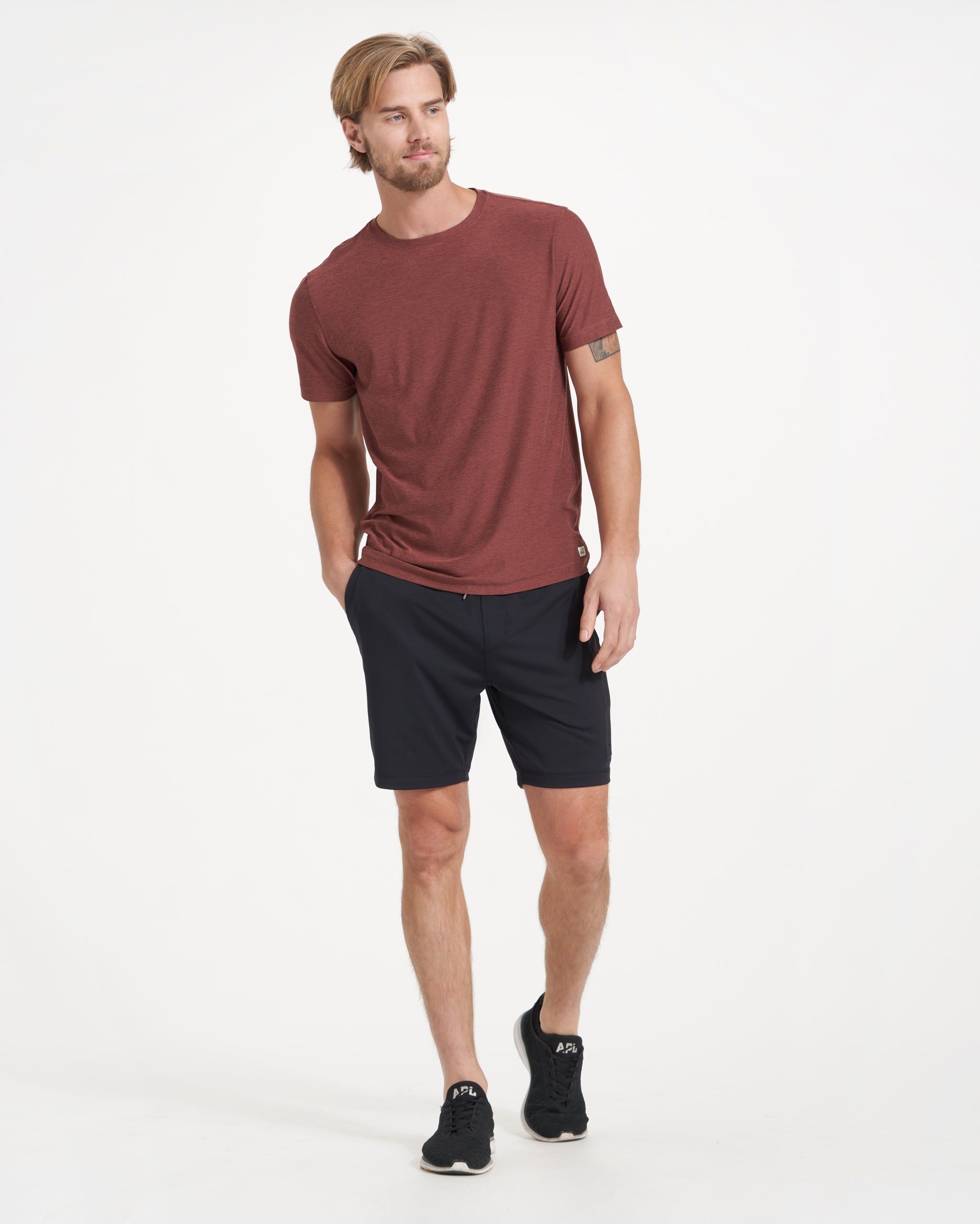 Sunday Performance Short | Black sold by Vuori product image thumbnail 4