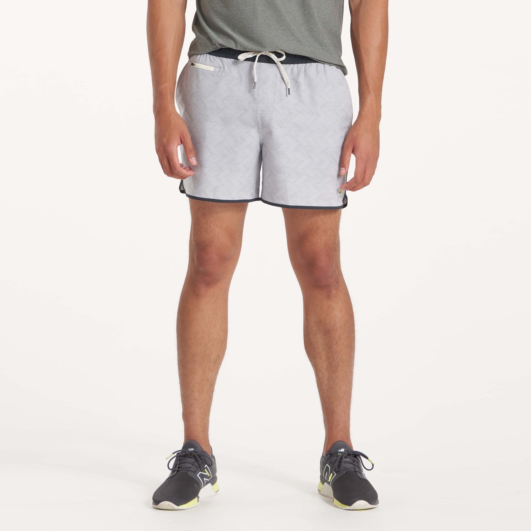 Banks Short 5" | Platinum Herringbone sold by Vuori product image thumbnail 2