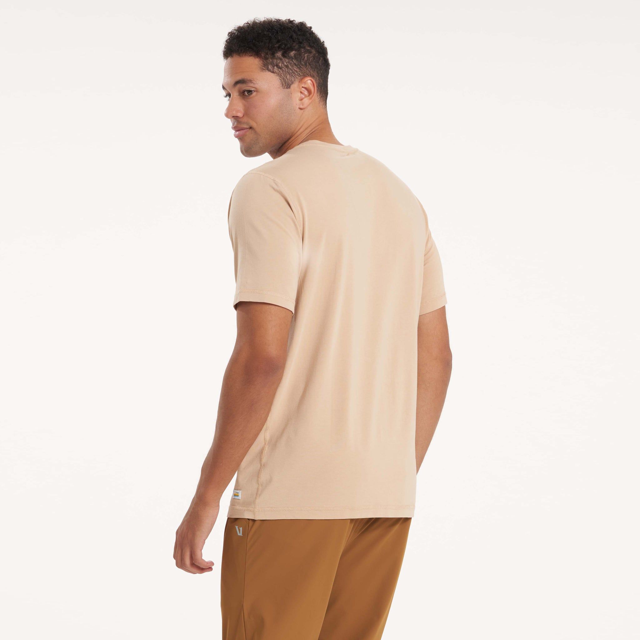 Tuvalu Tee | Oak sold by Vuori product image thumbnail 4
