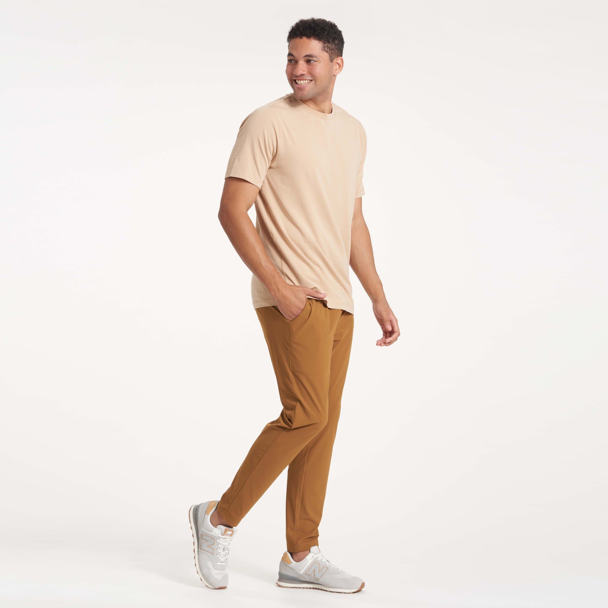 Tuvalu Tee | Oak sold by Vuori product image thumbnail 5