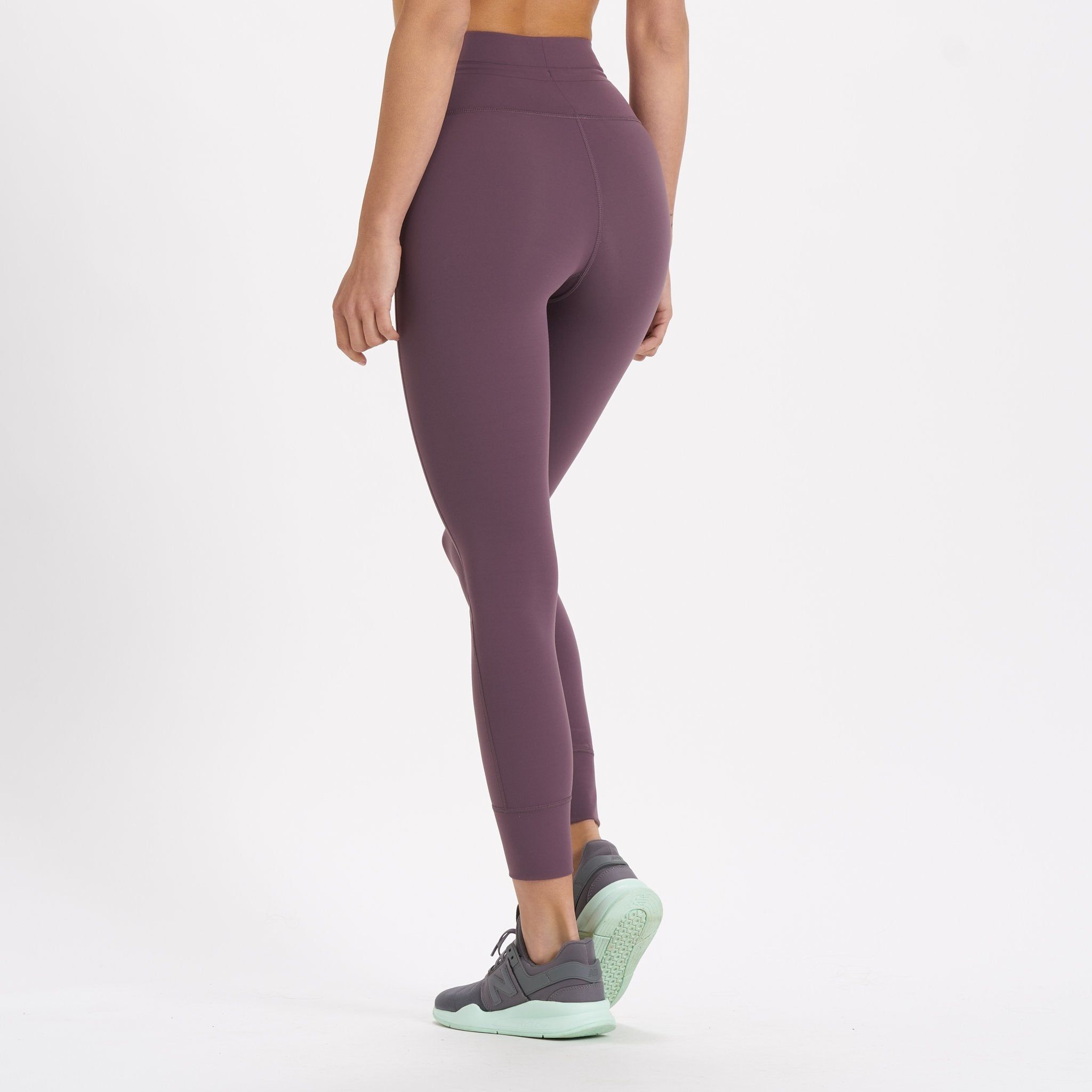Daily Legging | Smoked Plum sold by Vuori product image thumbnail 3