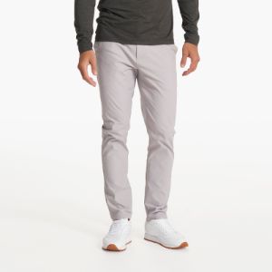 Cascade Tech Chino Pant | Fog sold by Vuori