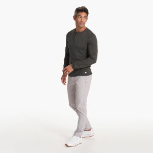 Cascade Tech Chino Pant | Fog sold by Vuori