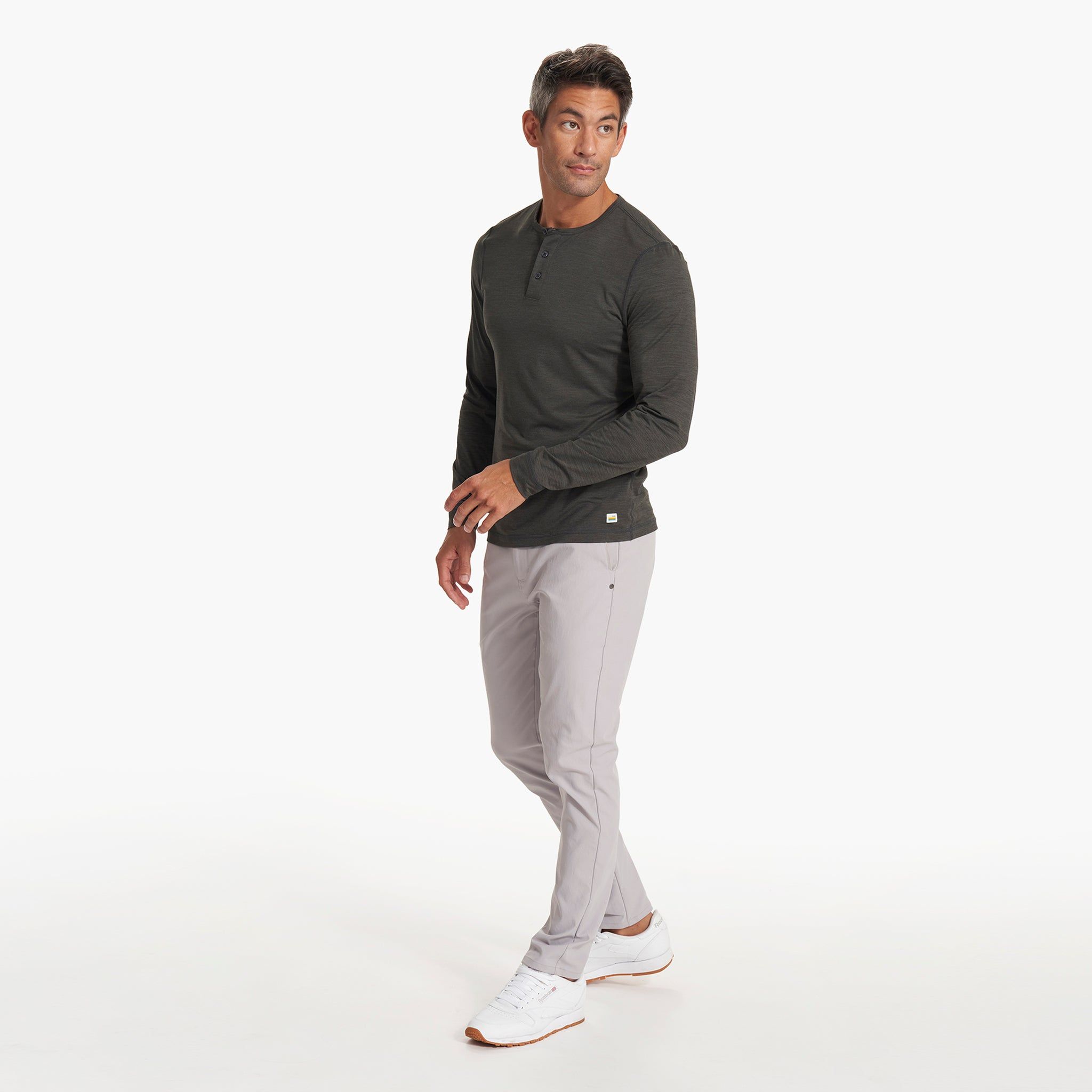 Cascade Tech Chino Pant | Fog sold by Vuori product image thumbnail 5
